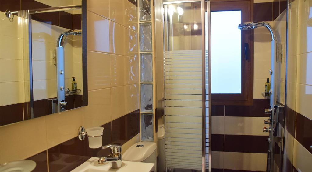 Aetoma Suites Synikia Mesi Trikalon Екстериор снимка